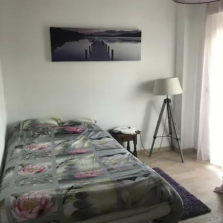 De Standing Villa
